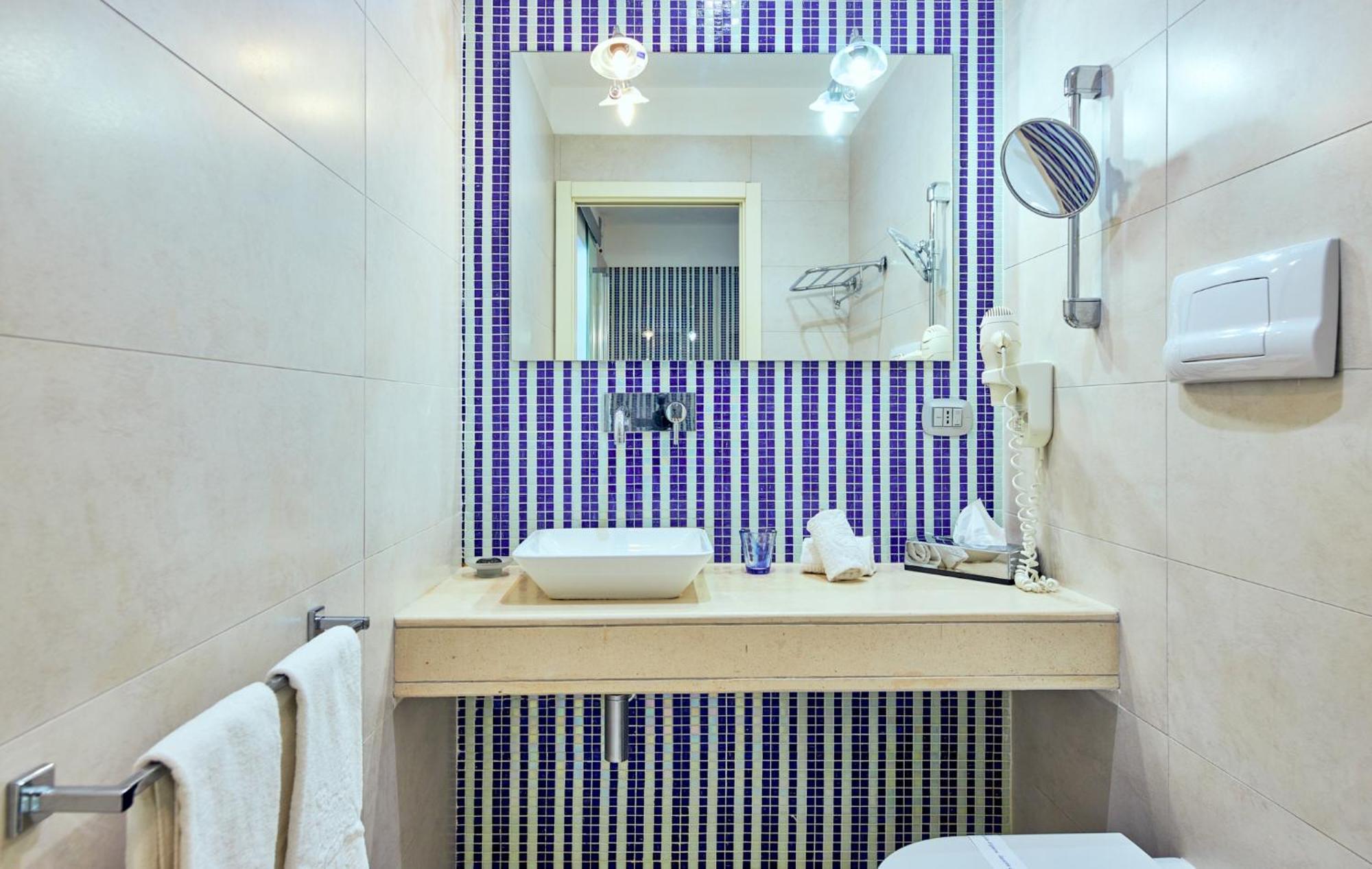 Hotel Villa Sirio ซานตามาเรีย ดิ กาสเตลลาบาเต ภายนอก รูปภาพ